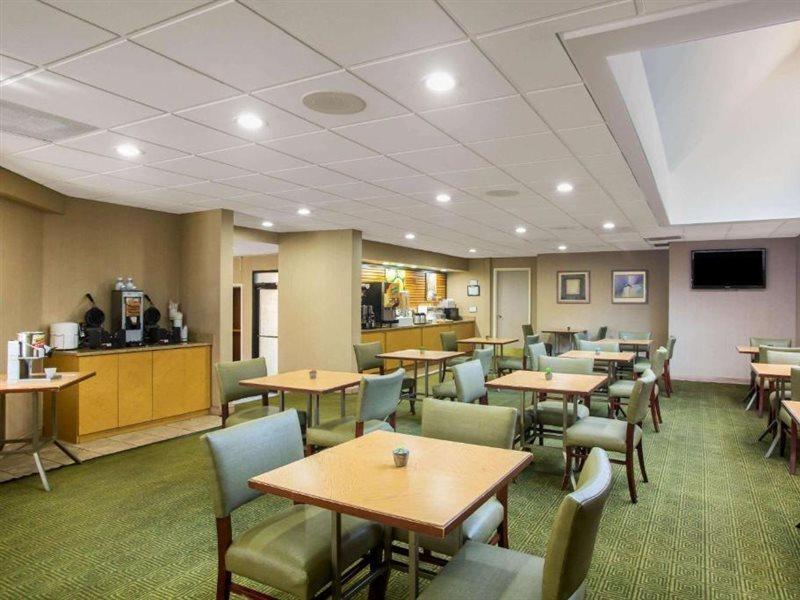 Отель La Quinta By Wyndham Round Rock North Экстерьер фото